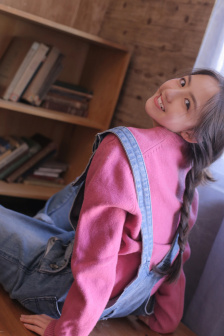 黑丝美女